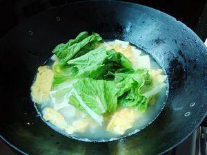白菜豆腐鸡蛋汤的做法步骤7
